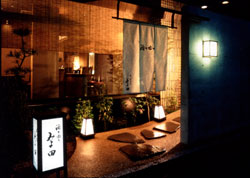 そばきりみよ田長野本店入口