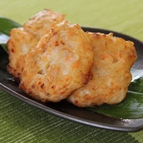 レシピ画像：おいしいすいとんで作る「さつま揚げ風」